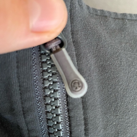 Lululemon jacket - Picture 3 of 5